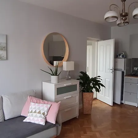 Premium 200m. Do Plazy Apartment